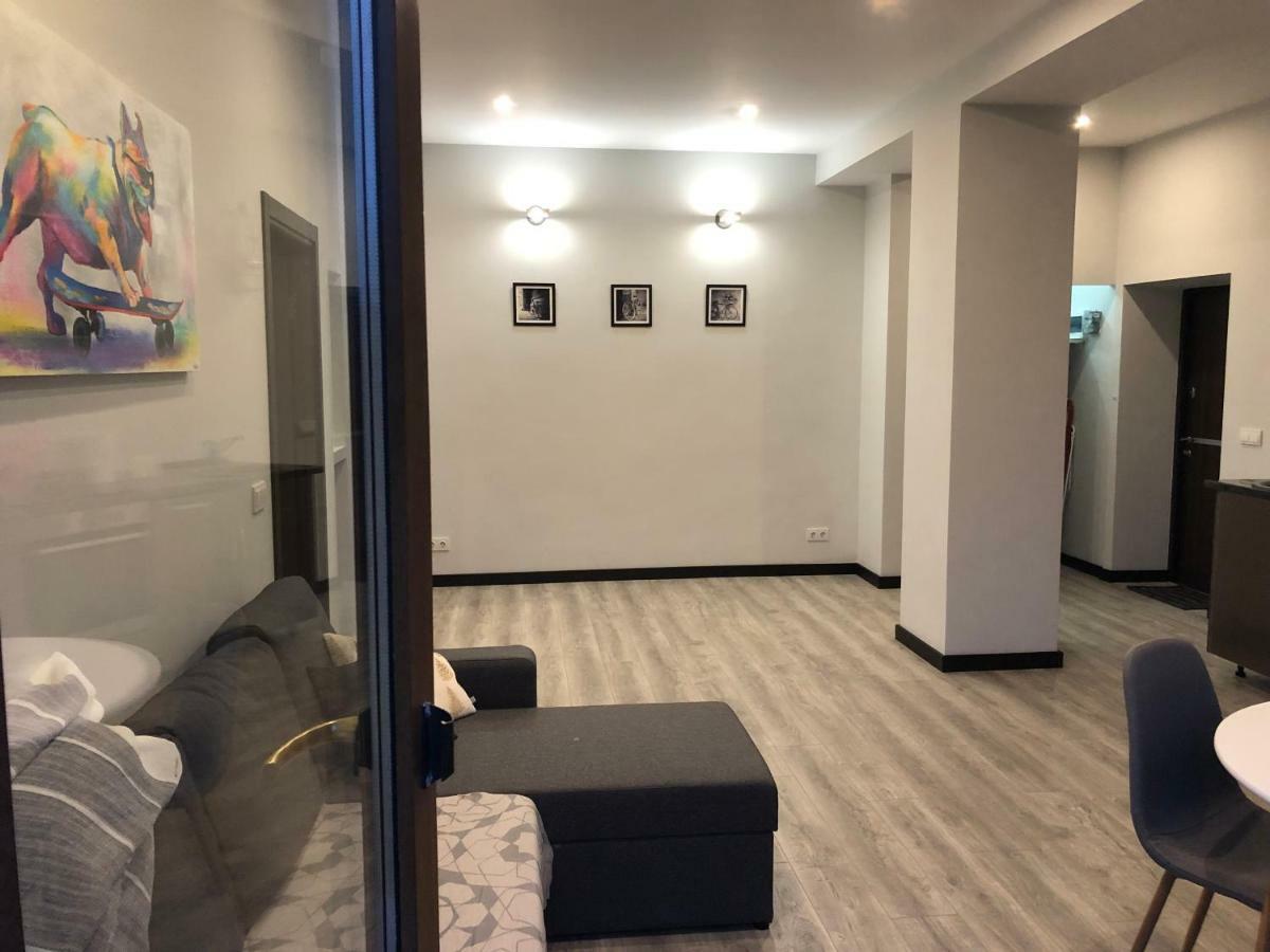Grand Apartment 2 แชร์นีฮีฟ ภายนอก รูปภาพ